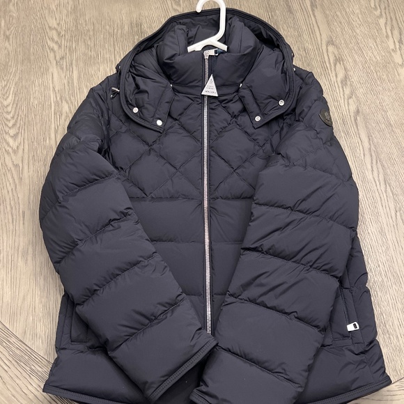 Women’s Moncler puffer jacket - Picture 1 of 6